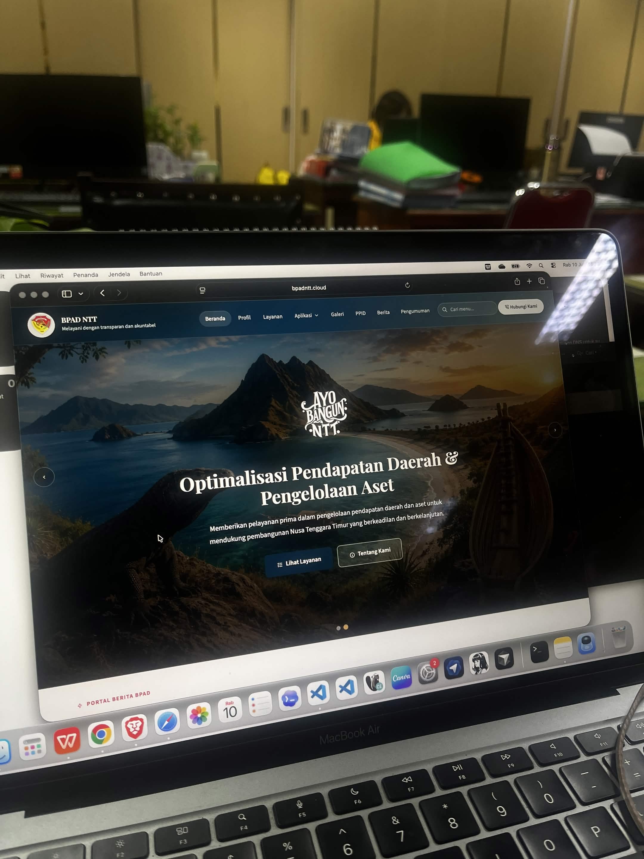 Monitoring Website Baru BPAD NTT